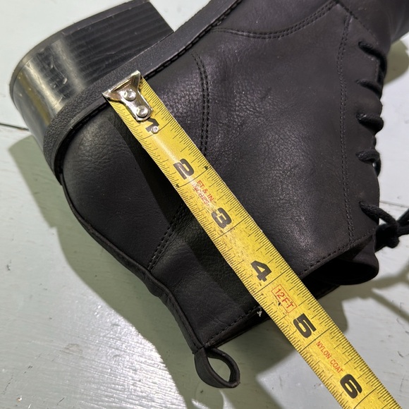 White Mountain ankle boots - Picture 6 of 9